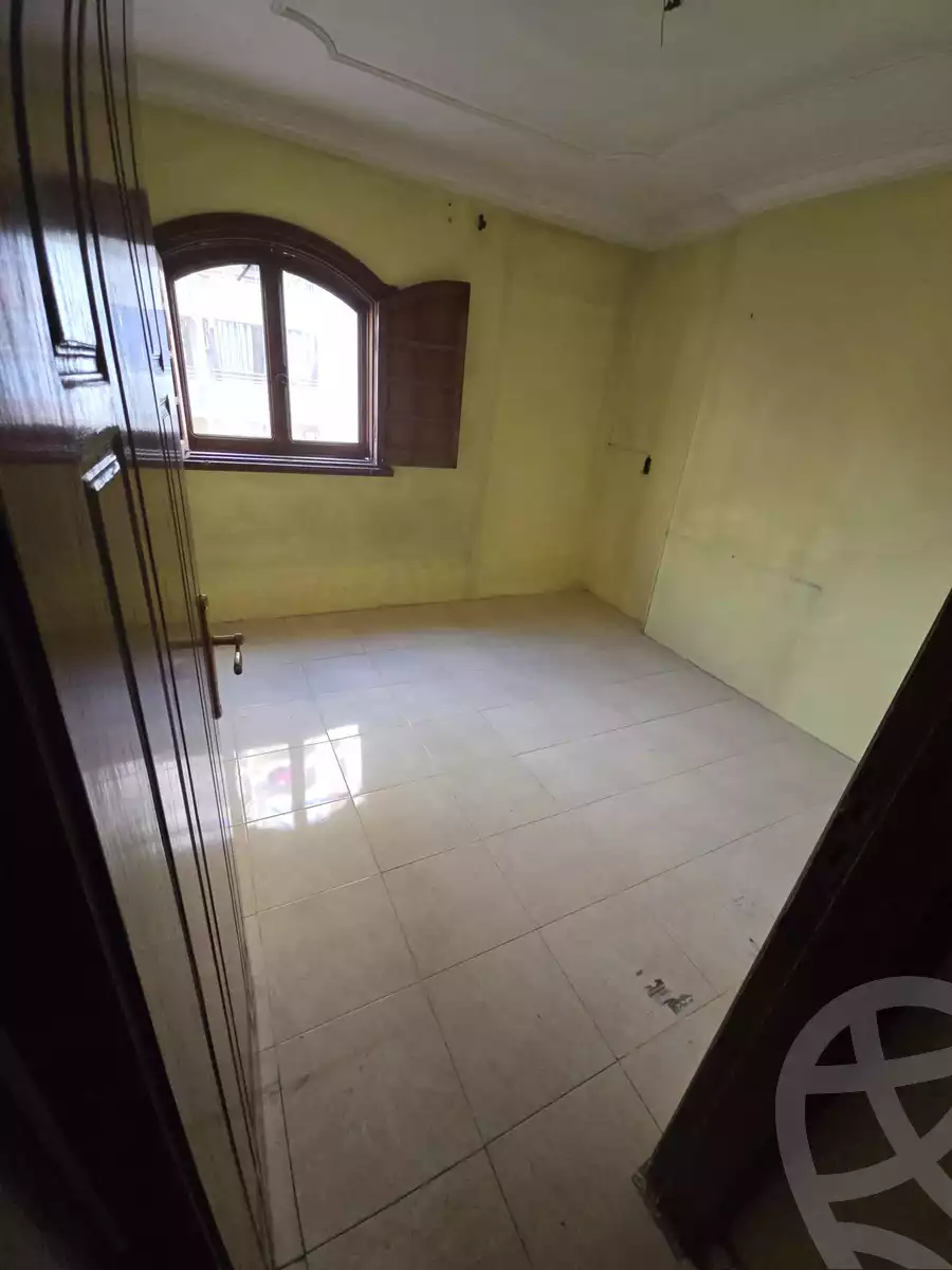 https://aqarmap.com.eg/en/listing/5739968-for-sale-cairo-helwan-helwan-el-sharkeya-mostafa-safwat-st