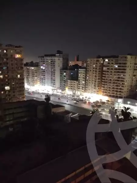https://aqarmap.com.eg/ar/listing/5741464-for-sale-alexandria-moharram-bey-kanal-al-mahmoudeya-al-bahri-st