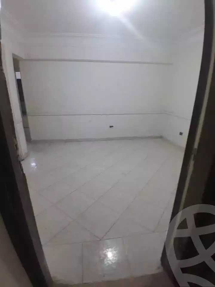 https://aqarmap.com.eg/ar/listing/5742048-for-rent-cairo-helwan-mnshy-yn-hlwn-mansour-st