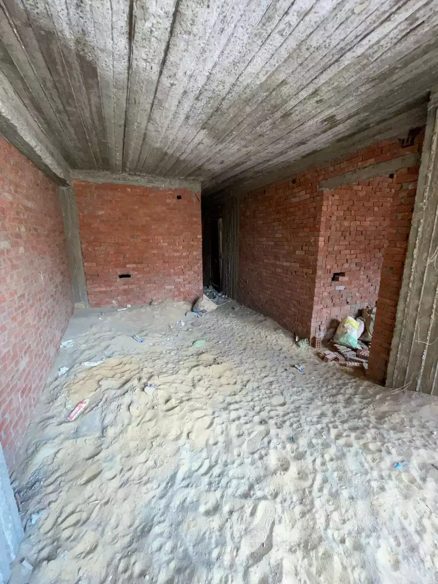 https://aqarmap.com.eg/en/listing/5742517-for-sale-cairo-helwan-hadayek-helwan-el-eshrein-st