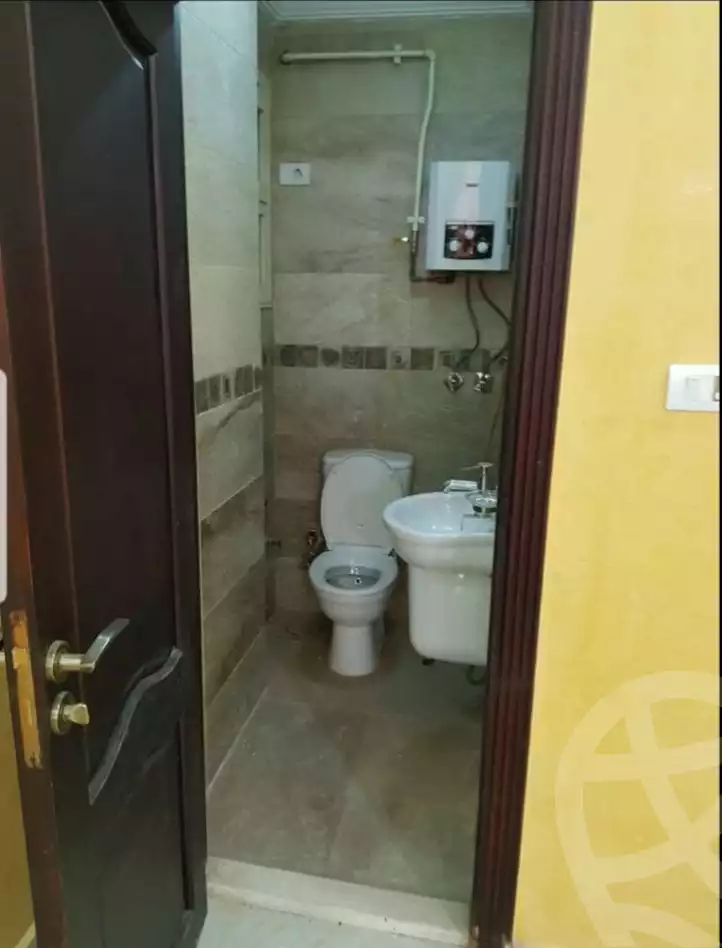 https://aqarmap.com.eg/en/listing/5744484-for-sale-cairo-el-haram-abo-el-feda-st