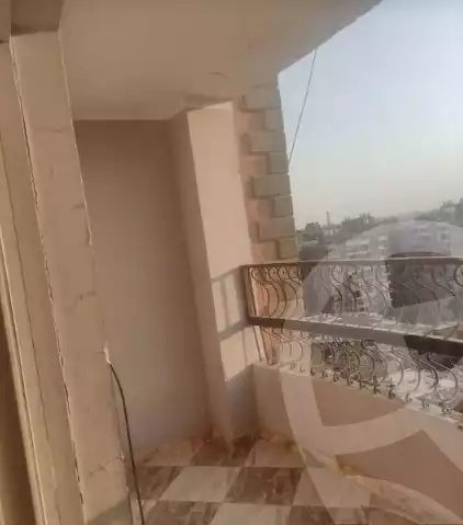 https://aqarmap.com.eg/ar/listing/5747384-for-sale-cairo-el-maadi-tryq-msr-hlwn-lzr-y