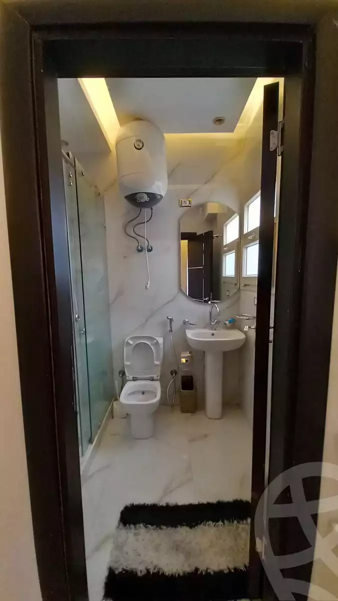 https://aqarmap.com.eg/ar/listing/5747776-for-rent-cairo-new-cairo-compounds-el-mostashareen-compound
