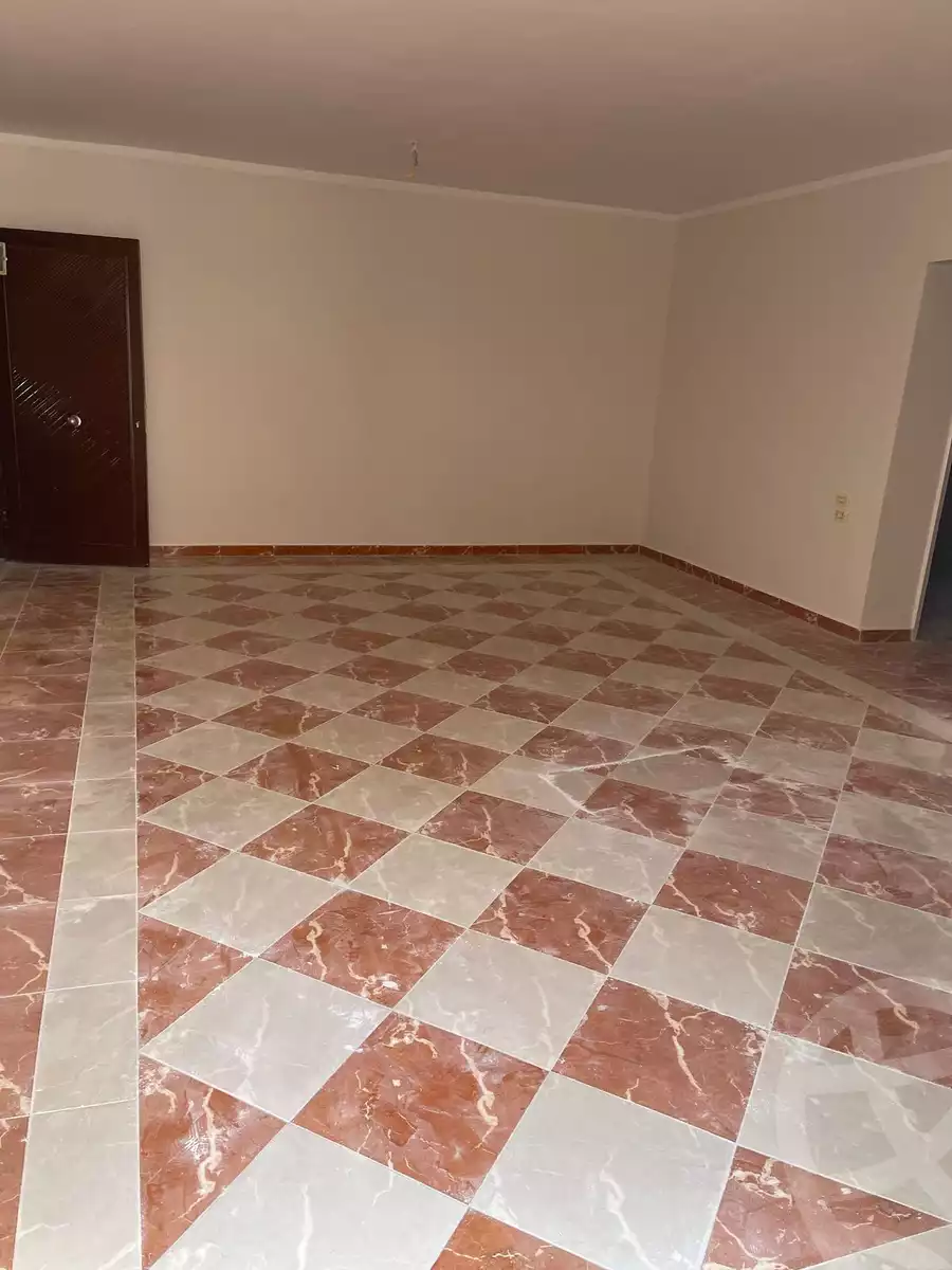 https://aqarmap.com.eg/en/listing/5748206-for-sale-red-sea-hurghada-city-downtownn