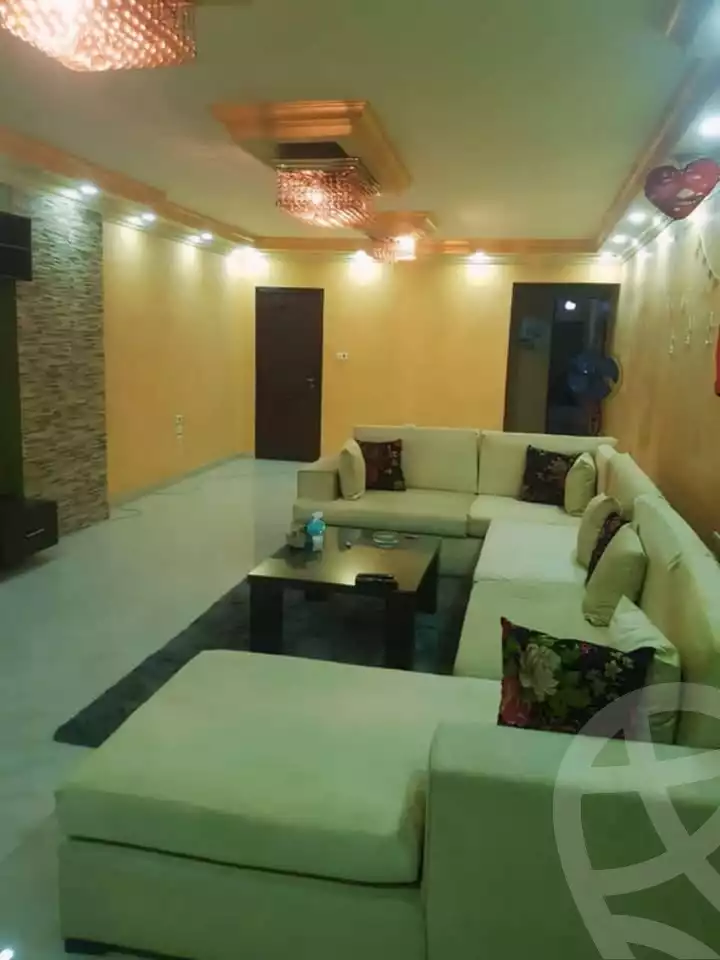 https://aqarmap.com.eg/en/listing/5748473-for-sale-cairo-el-haram-shareaa-el-haram