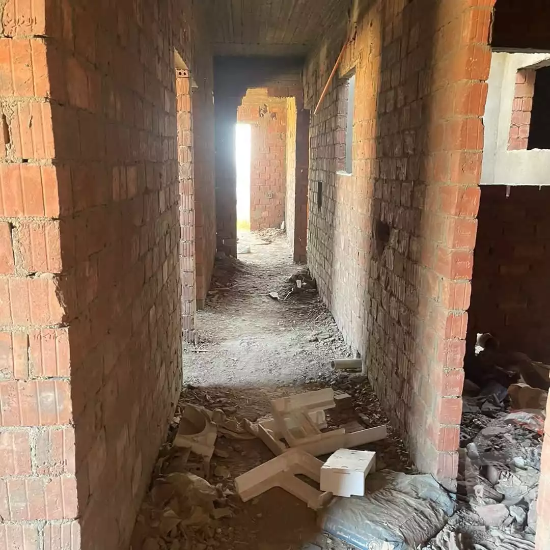https://aqarmap.com.eg/ar/listing/5749088-for-sale-cairo-helwan-kwrnysh-hlwn