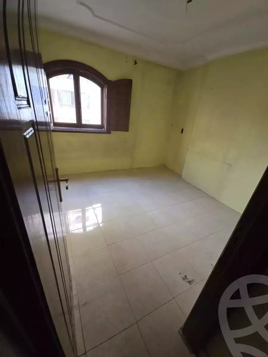https://aqarmap.com.eg/en/listing/5749743-for-sale-cairo-helwan-helwan-el-sharkeya-mostafa-safwat-st