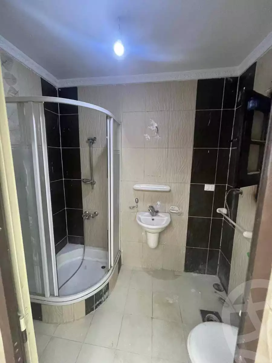 https://aqarmap.com.eg/ar/listing/5750089-for-sale-alexandria-l-jmy-lbytsh-mohamed-el-fardi-st
