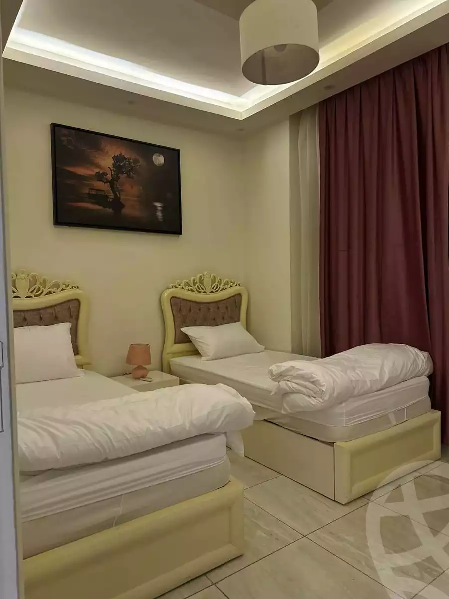 https://aqarmap.com.eg/en/listing/5750256-for-sale-cairo-mokattam-lhdb-l-ly-diplomats-neighborhood -al-ahram-st