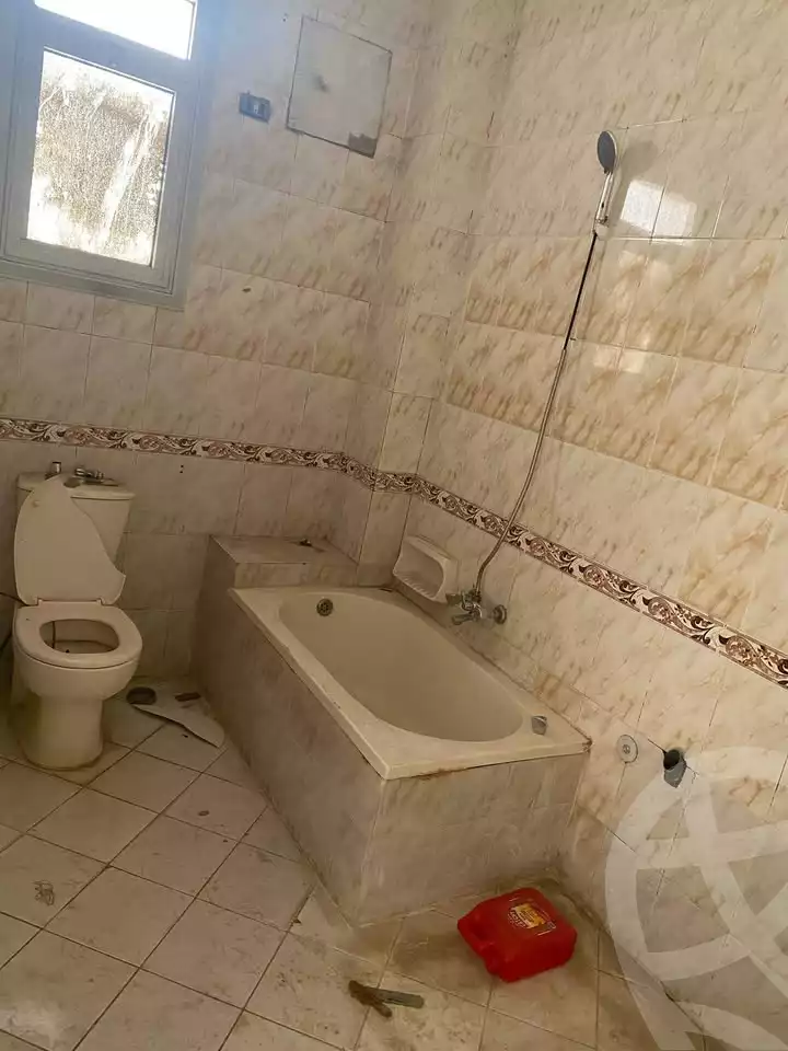 https://aqarmap.com.eg/en/listing/5751882-for-rent-cairo-mokattam-el-hadabah-el-wosta-el-mantaqa-el-khamsa