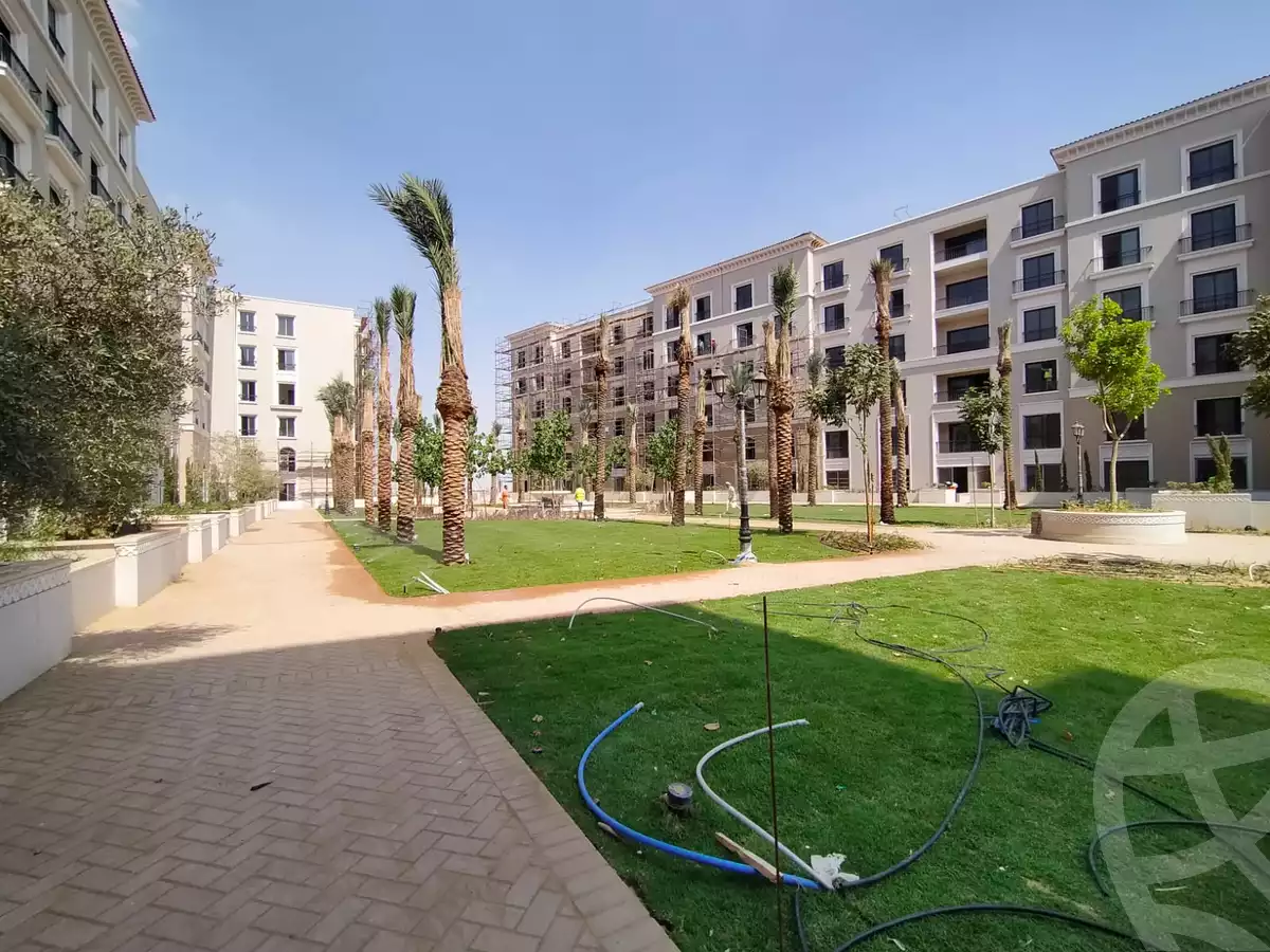 https://aqarmap.com.eg/ar/listing/5753008-for-sale-cairo-el-sheikh-zayed-city-compounds-kmbwnd-fyldj-wyst-dr-llttwyr