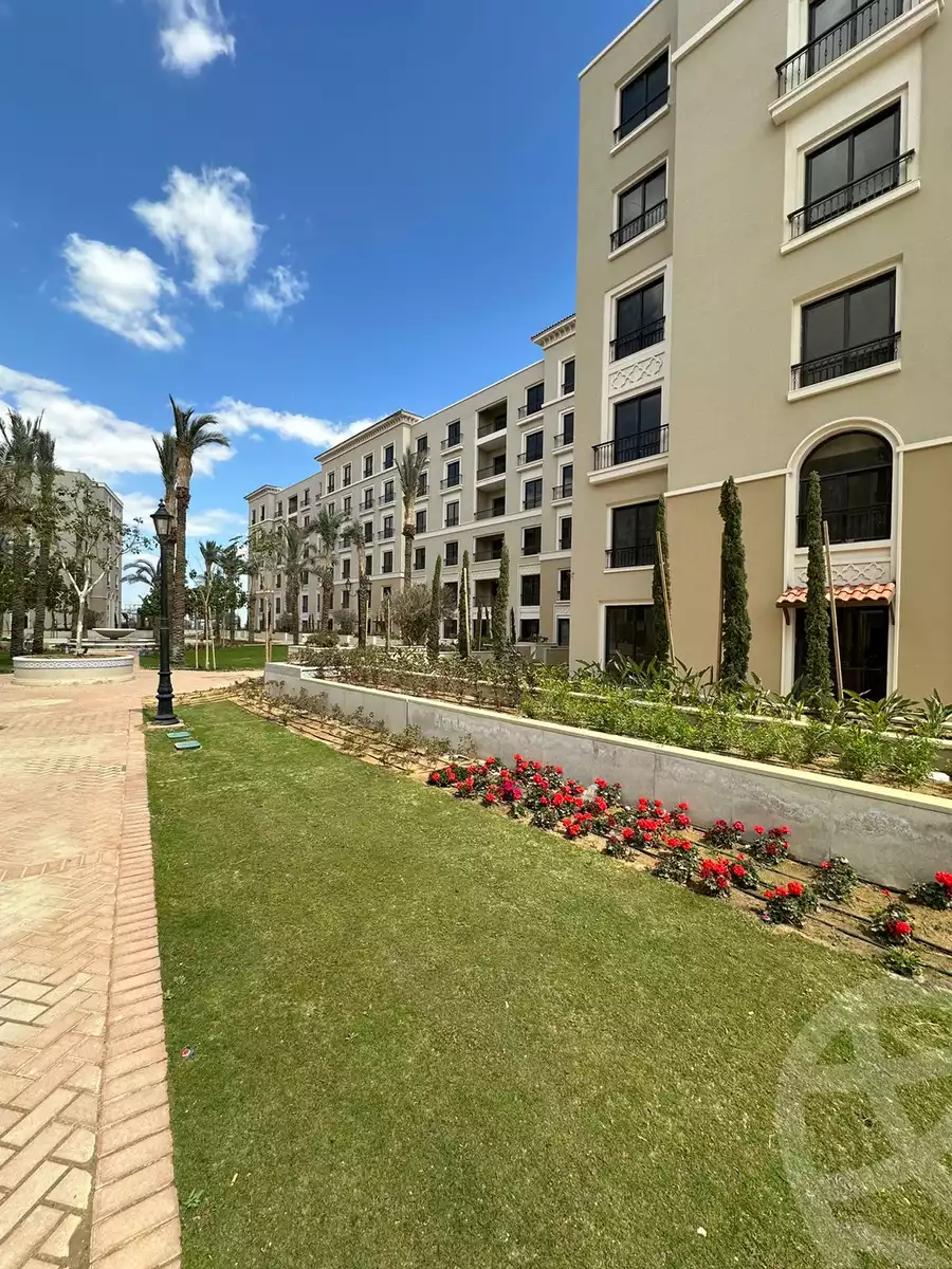 https://aqarmap.com.eg/ar/listing/5753870-for-sale-cairo-el-sheikh-zayed-city-compounds-kmbwnd-fyldj-wyst-dr-llttwyr