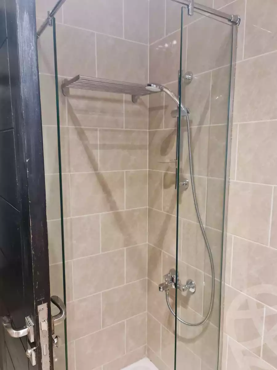 https://aqarmap.com.eg/ar/listing/5759222-for-sale-cairo-el-sheikh-zayed-city-compounds-dh-drys
