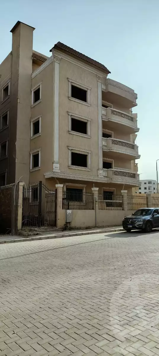 https://aqarmap.com.eg/ar/listing/5759498-for-sale-cairo-el-sheikh-zayed-city-compounds-tiamo-city