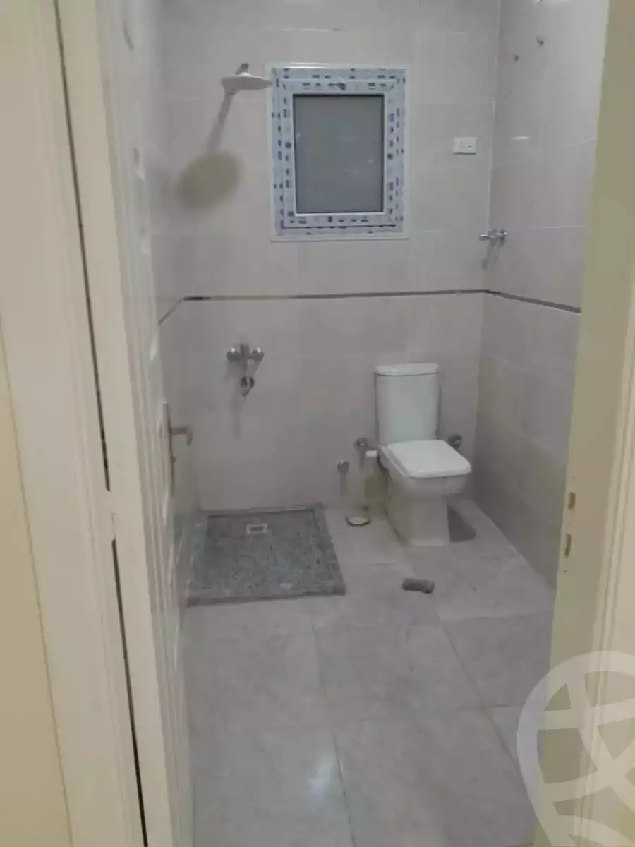 https://aqarmap.com.eg/ar/listing/5760019-for-rent-cairo-mokattam-lhdb-l-ly-el-naforah-square
