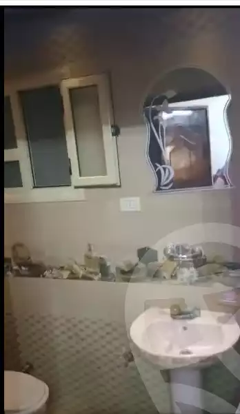https://aqarmap.com.eg/ar/listing/5761043-for-sale-alexandria-alexandria-marsa-matrouh-rd