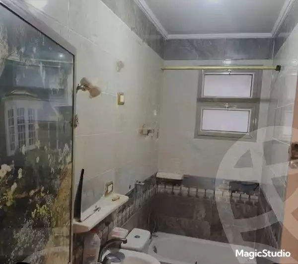 https://aqarmap.com.eg/en/listing/5763521-for-sale-alexandria-shds