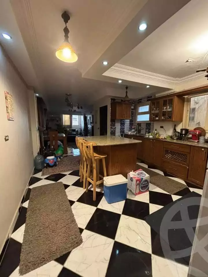 https://aqarmap.com.eg/en/listing/5763663-for-sale-cairo-heliopolis-gesr-elsuez-ibn-sender-square