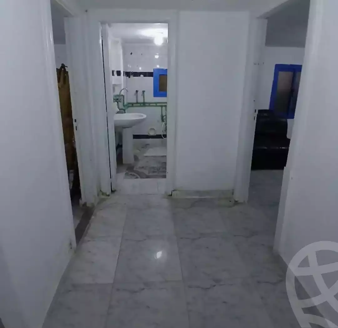 https://aqarmap.com.eg/en/listing/5767758-for-sale-alexandria-l-jmy-lbytsh-el-zohour-st
