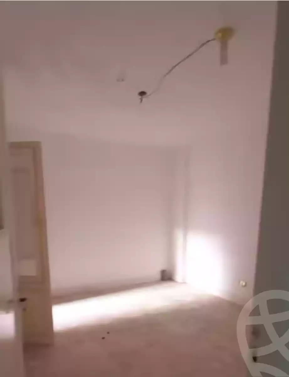 https://aqarmap.com.eg/ar/listing/5769078-for-sale-alexandria-l-jmy-bw-ywsf-hosni-mubarak-st