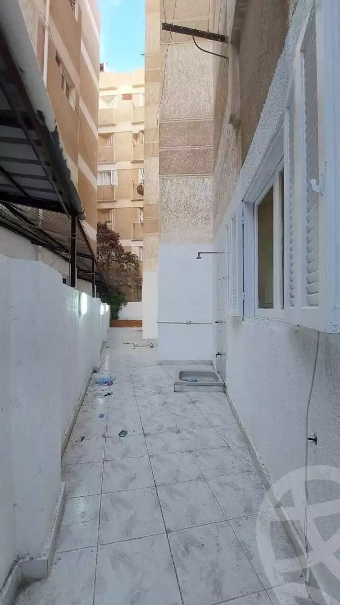 https://aqarmap.com.eg/en/listing/5769208-for-sale-alexandria-l-jmy-shataa-el-nakheel-street-10