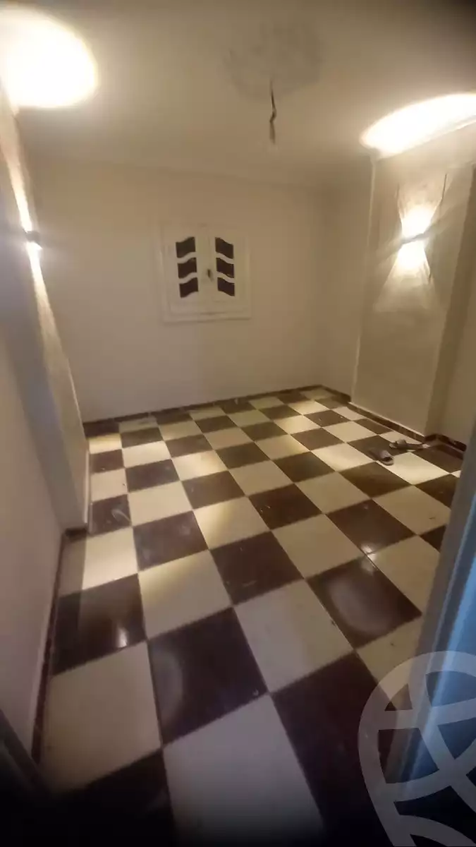 https://aqarmap.com.eg/ar/listing/5770152-for-sale-alexandria-bahray-el-anfoshy-sidi-al-mawazini-st