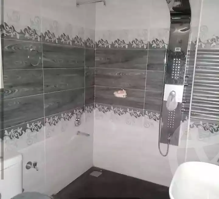 https://aqarmap.com.eg/ar/listing/5772833-for-sale-cairo-helwan-hadayek-helwan-el-dawagen