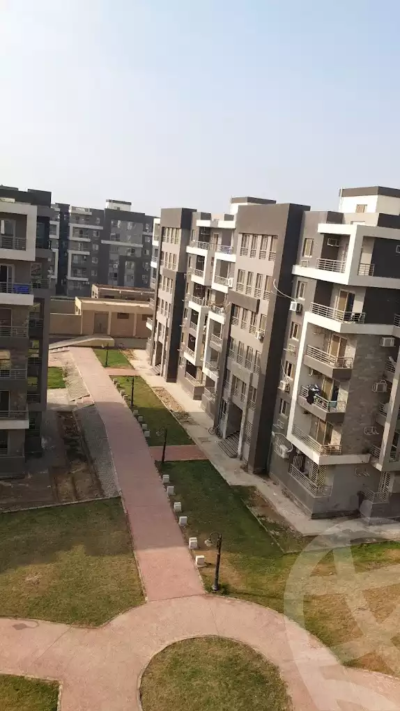 https://aqarmap.com.eg/en/listing/5775034-for-sale-cairo-el-sheikh-zayed-city-compounds-dr-msr