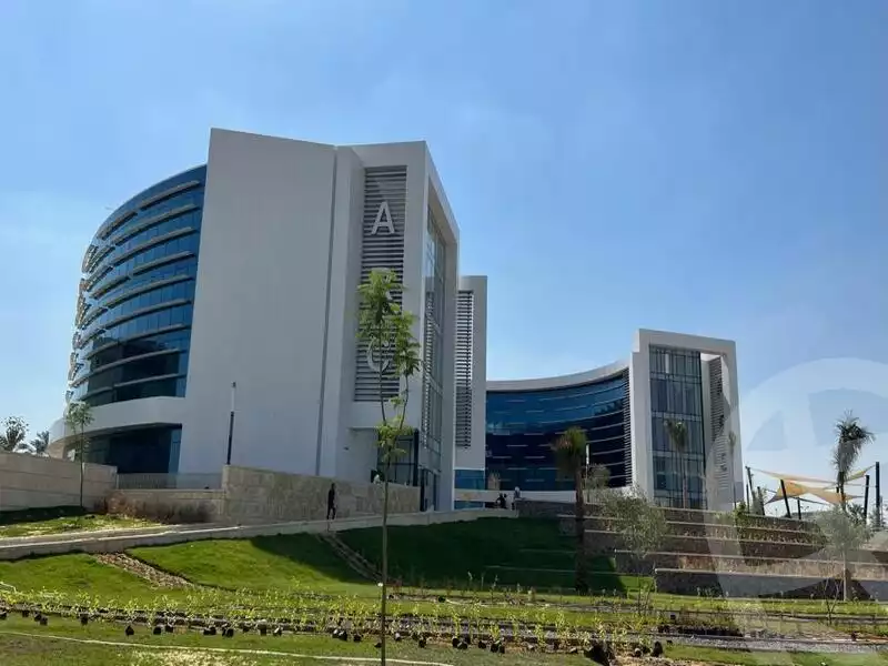 https://aqarmap.com.eg/ar/listing/5775415-for-rent-cairo-el-sheikh-zayed-city-alex-cairo-desert-road-smart-village-y-r-sy-byzns-brk-sfrykw-llstthmr-l-qry