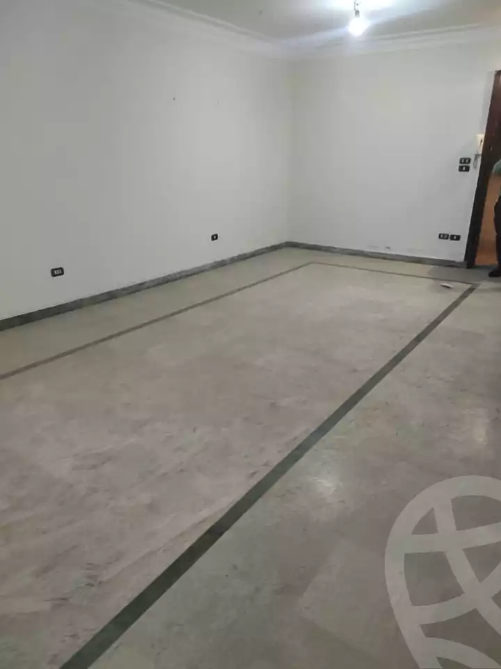 https://aqarmap.com.eg/ar/listing/5775598-for-rent-cairo-mokattam-lhdb-l-ly-diplomats-neighborhood