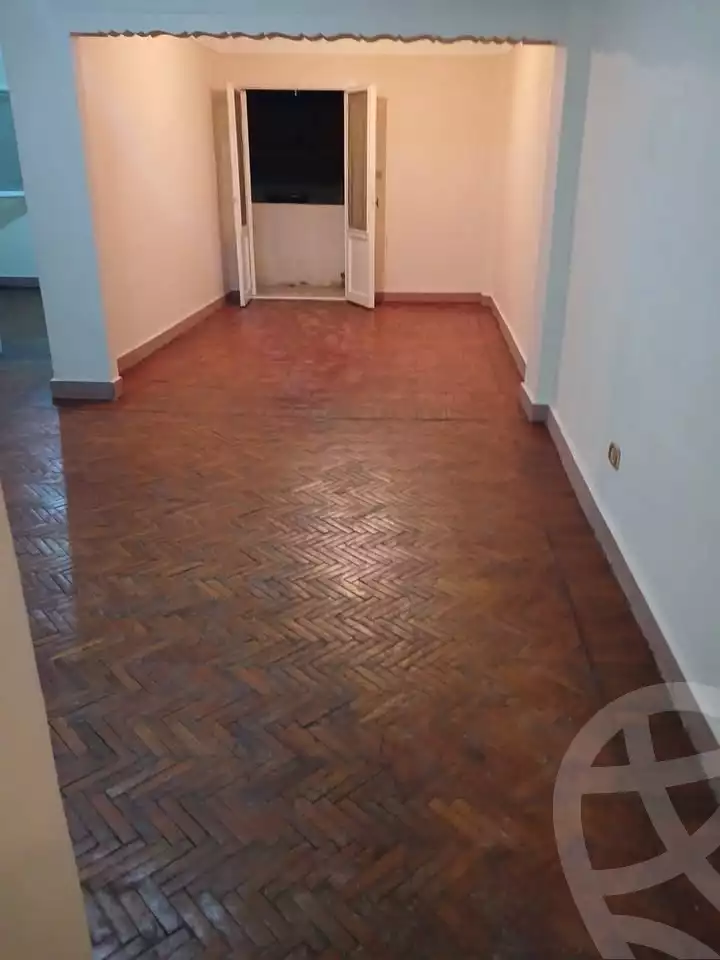 https://aqarmap.com.eg/en/listing/5776380-for-rent-alexandria-zezenia