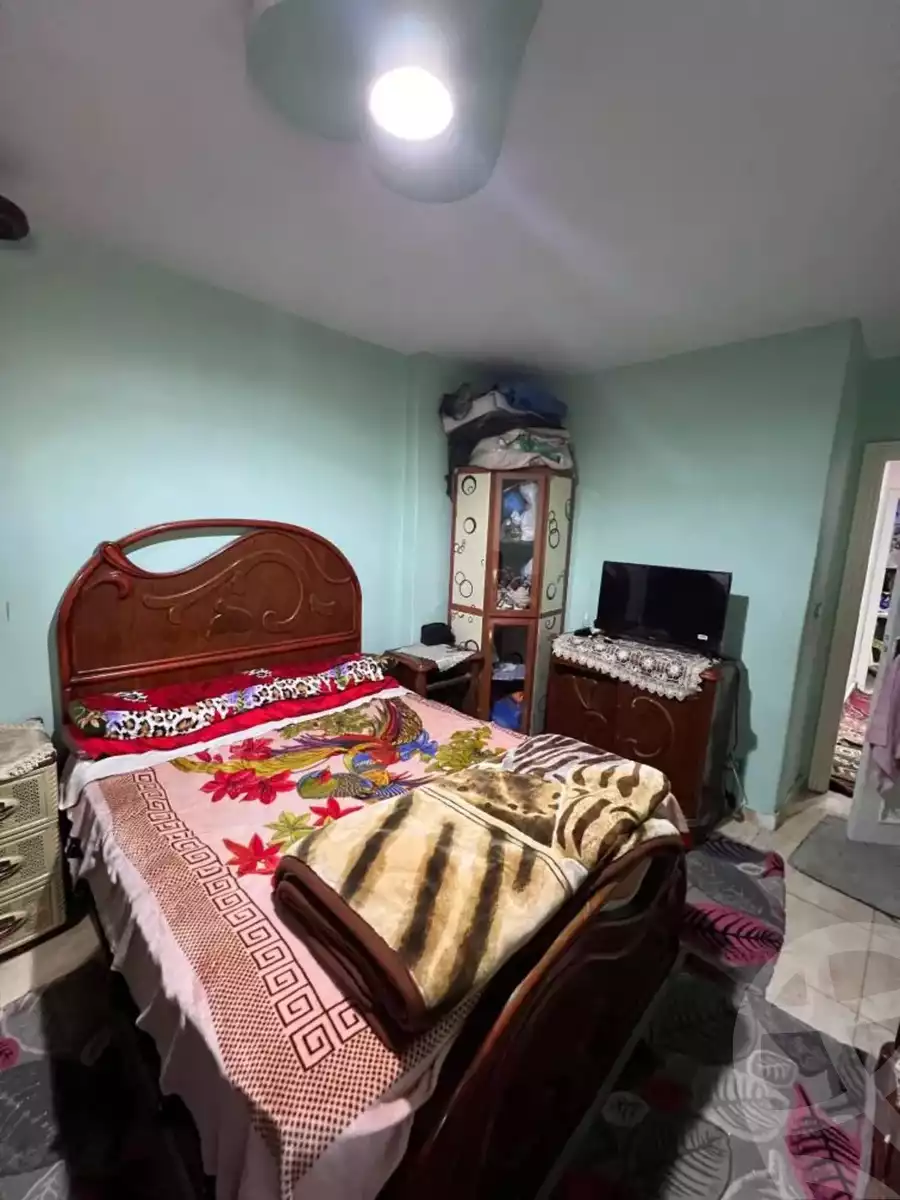 https://aqarmap.com.eg/ar/listing/5777632-for-sale-alexandria-moharram-bey-kanal-al-mahmoudeya-al-bahri-st