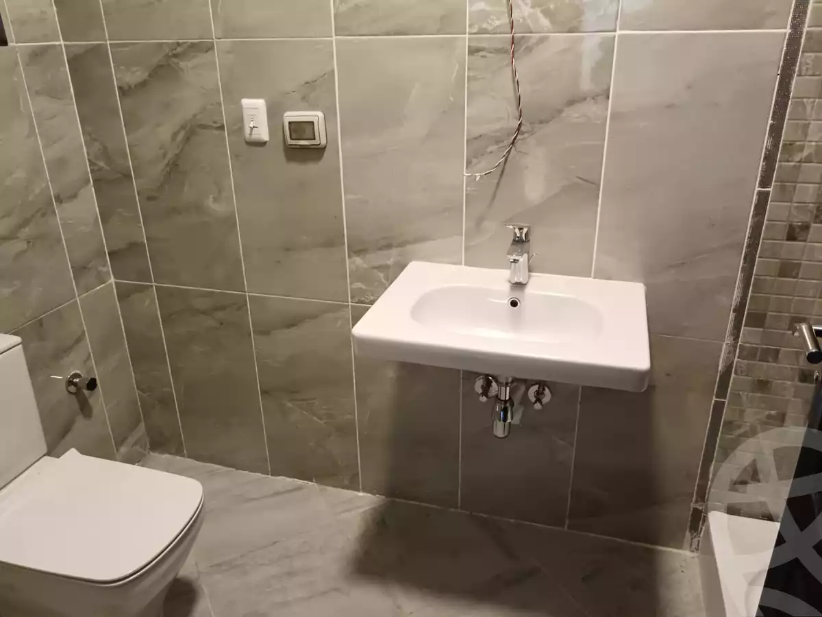 https://aqarmap.com.eg/en/listing/5780643-for-sale-cairo-new-cairo-compounds-el-deyar-mokhabarat