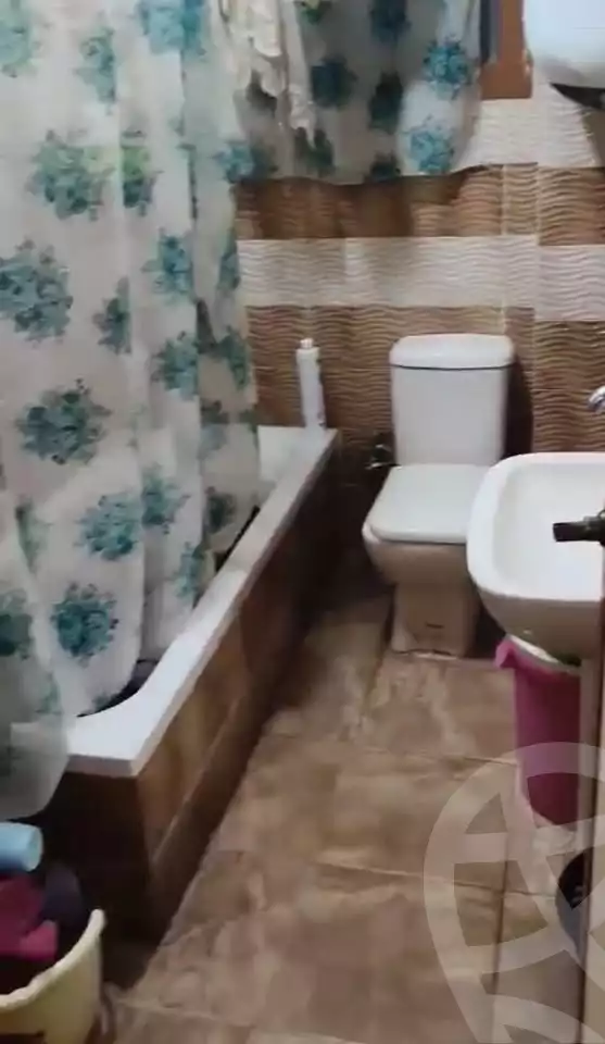 https://aqarmap.com.eg/ar/listing/5782196-for-sale-cairo-ain-shams-6-october-st