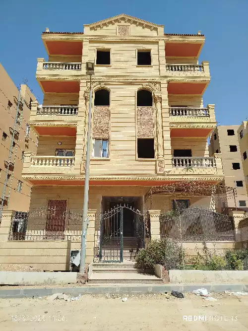 https://aqarmap.com.eg/en/listing/5782403-for-sale-cairo-badr-city-hai-el-ashgar-featured-neighborhood-bait-el-watan-rd