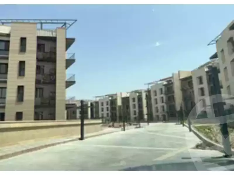 https://aqarmap.com.eg/en/listing/5782723-for-sale-cairo-el-sheikh-zayed-city-compounds-syks-wyst-swdyk
