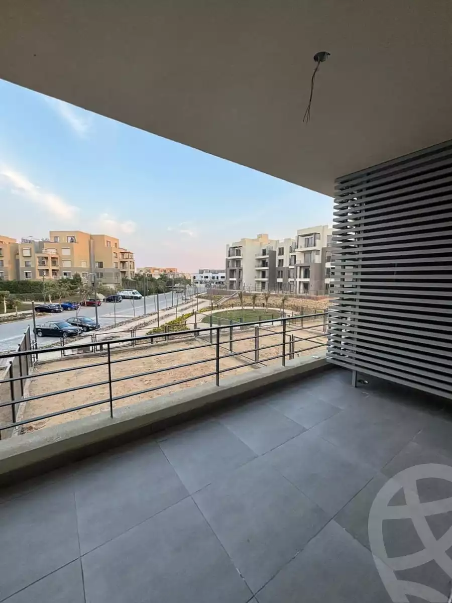 https://aqarmap.com.eg/en/listing/5782987-for-sale-cairo-6th-of-october-compounds-palm-parks