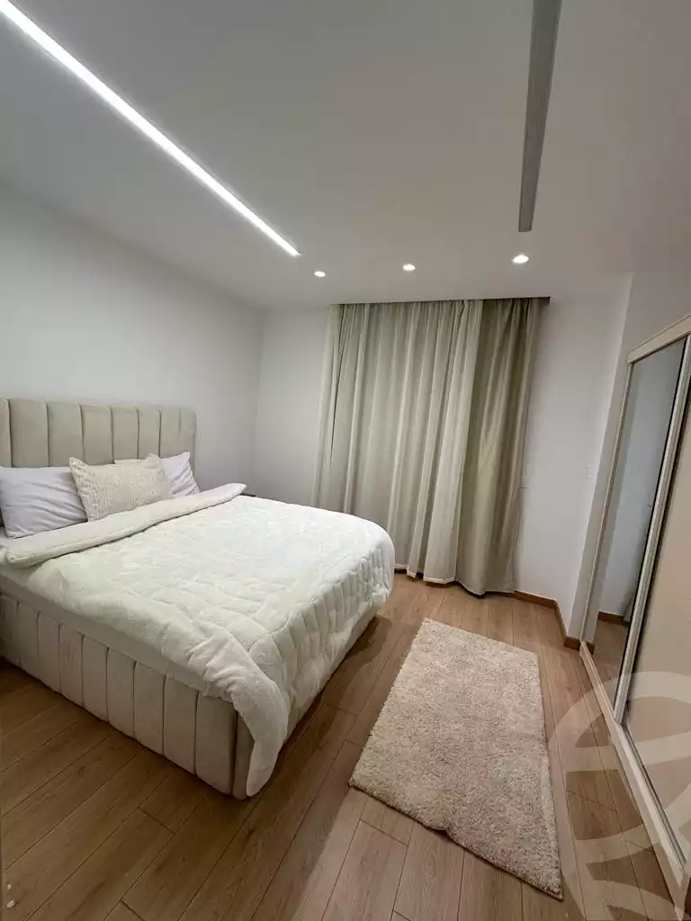 https://aqarmap.com.eg/en/listing/5784753-for-rent-cairo-el-sheikh-zayed-city-compounds-beverly-hills