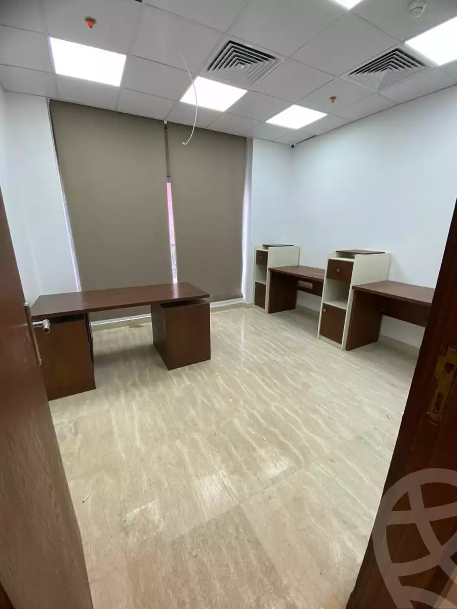 https://aqarmap.com.eg/ar/listing/5785070-for-rent-cairo-el-sheikh-zayed-city-compounds-the-courtyard-mall-dorra