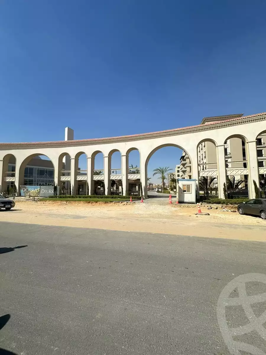 https://aqarmap.com.eg/ar/listing/5785078-for-sale-cairo-el-sheikh-zayed-city-compounds-kmbwnd-fyldj-wyst-dr-llttwyr