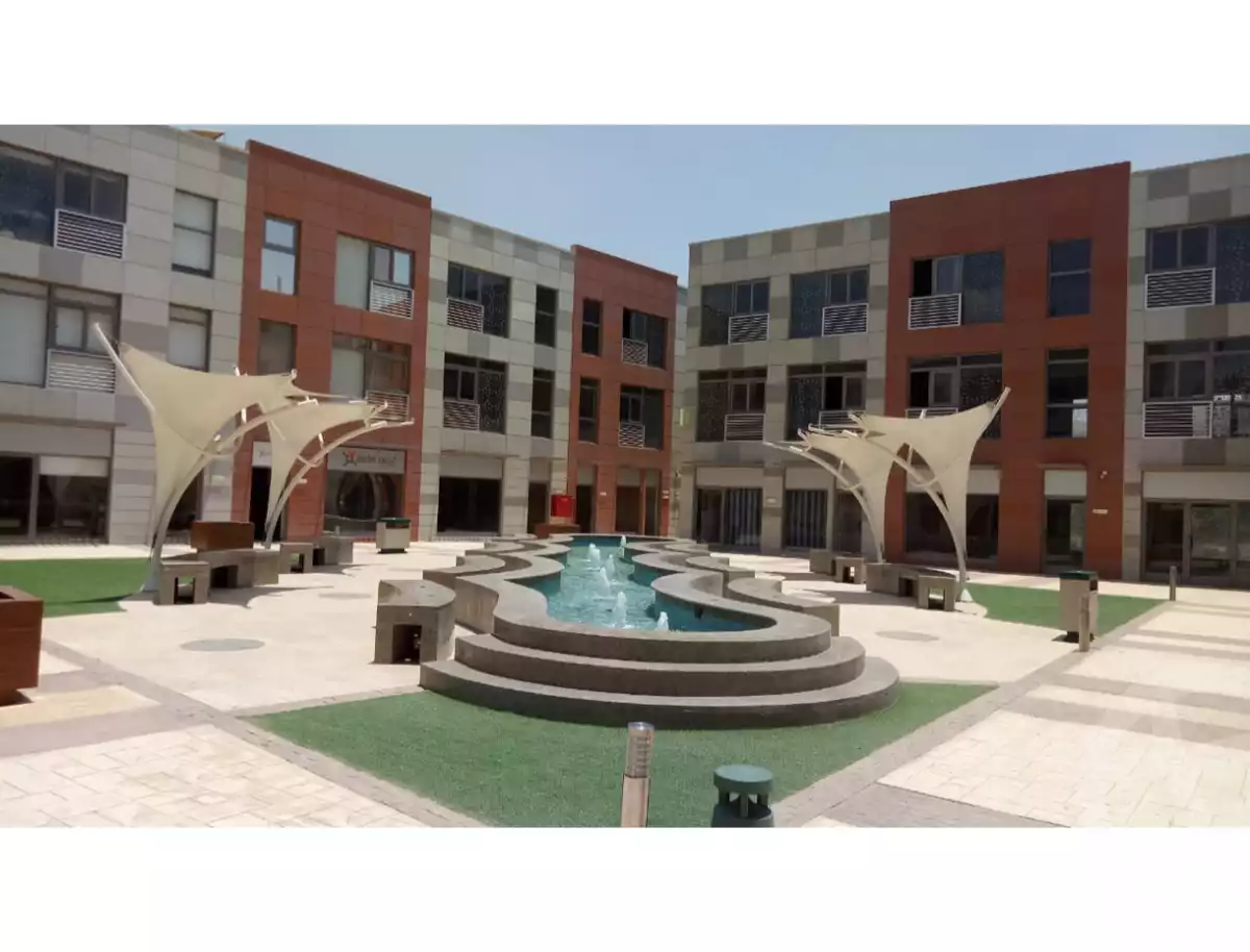 https://aqarmap.com.eg/en/listing/5785440-for-sale-cairo-el-sheikh-zayed-city-compounds-the-courtyard-mall-dorra