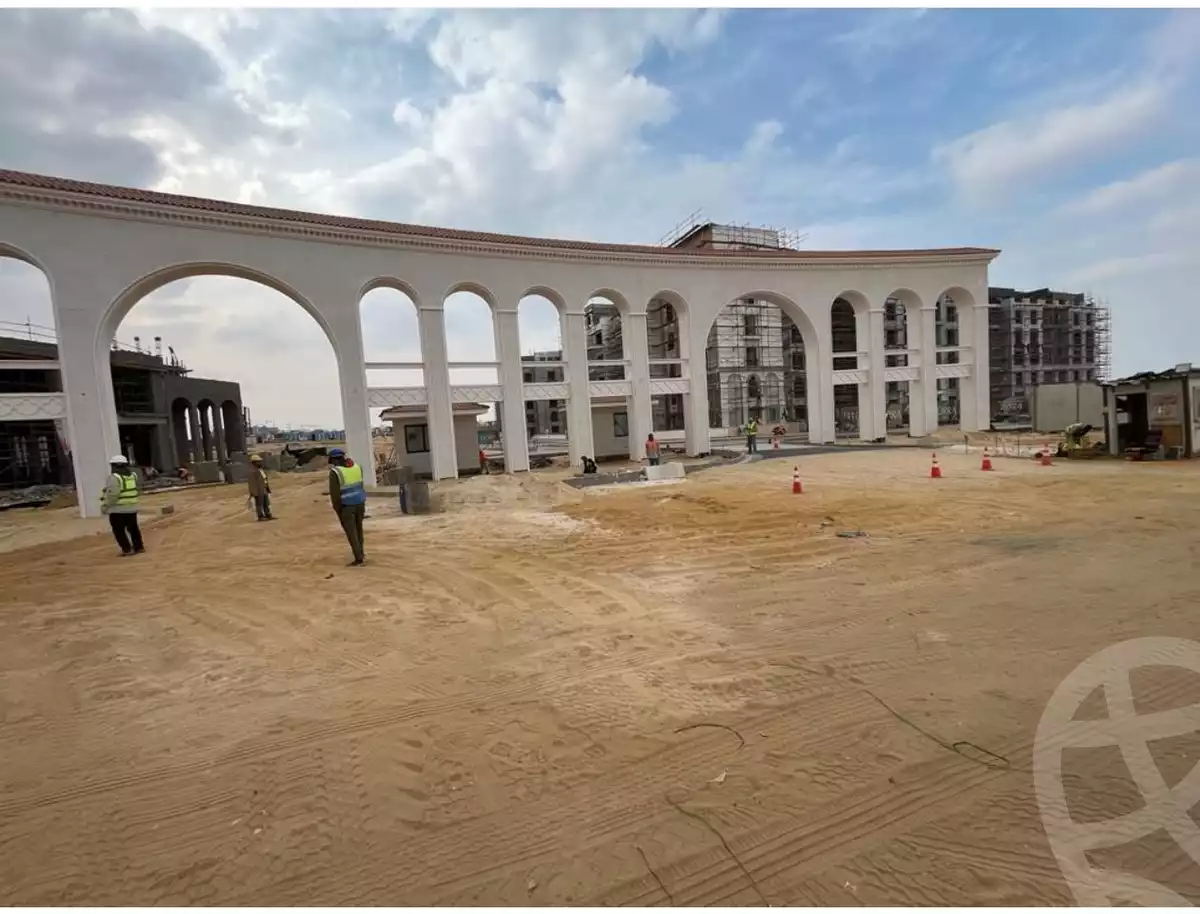 https://aqarmap.com.eg/en/listing/5785481-for-sale-cairo-el-sheikh-zayed-city-compounds-kmbwnd-fyldj-wyst-dr-llttwyr