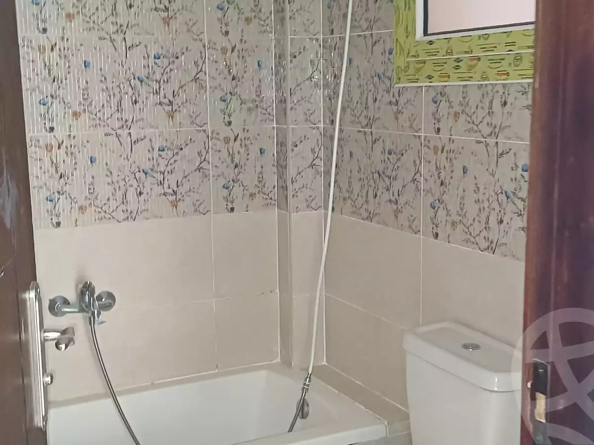 https://aqarmap.com.eg/ar/listing/5786435-for-sale-cairo-6th-of-october-hadaeq-october-kmbwnd-fy-hdyq-ktwbr-degla-gardens