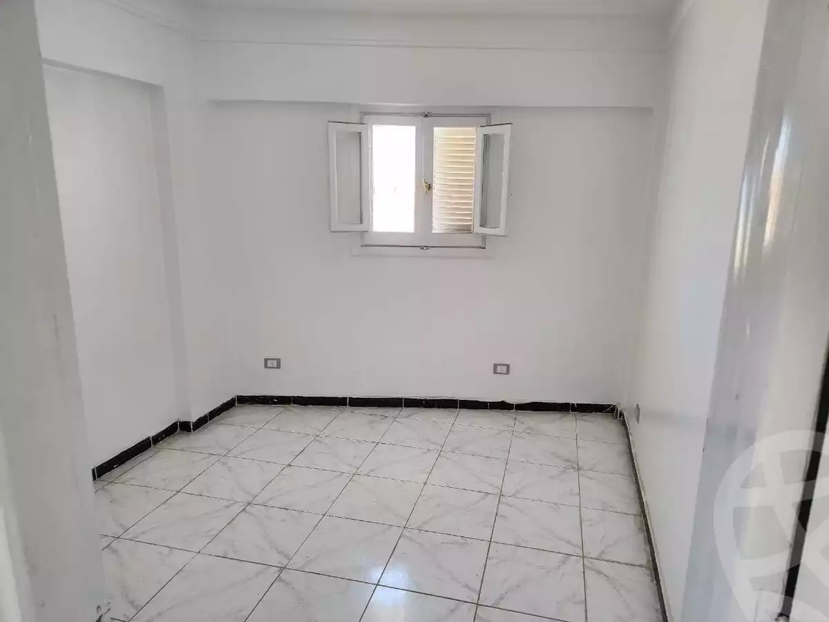 https://aqarmap.com.eg/ar/listing/5786660-for-sale-alexandria-mansheya-pelquiss-st