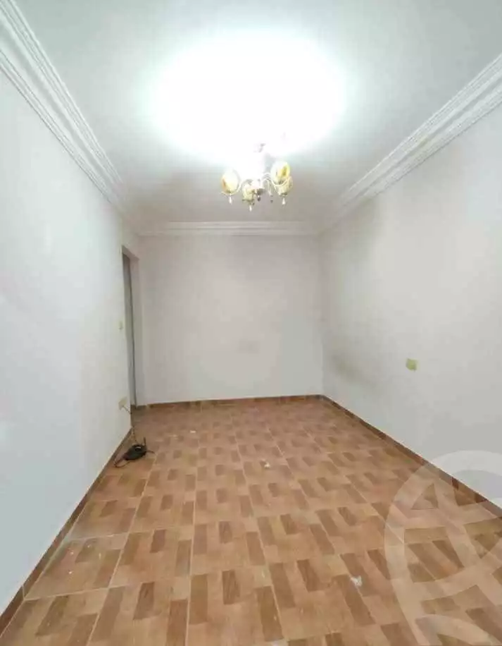 https://aqarmap.com.eg/en/listing/5786925-for-sale-alexandria-l-jmy-lbytsh-el-saleheen-mosque-st