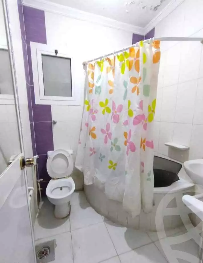 https://aqarmap.com.eg/en/listing/5786925-for-sale-alexandria-l-jmy-lbytsh-el-saleheen-mosque-st
