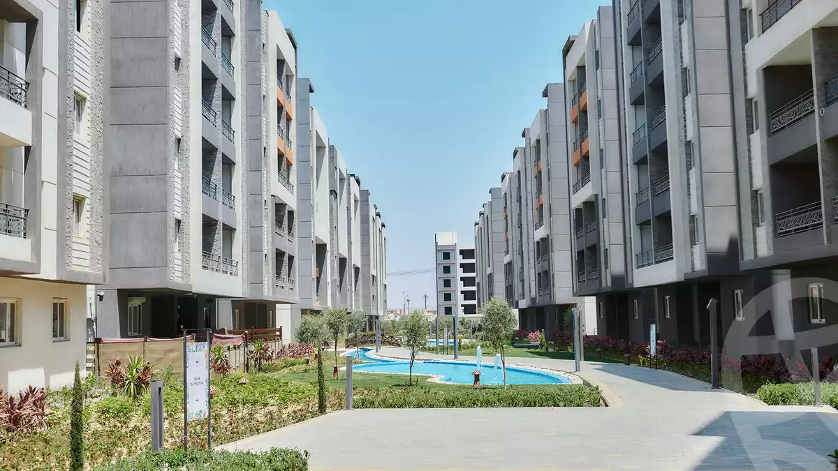 https://aqarmap.com.eg/ar/listing/5788231-for-sale-cairo-6th-of-october-hadaeq-october-kmbwnd-fy-hdyq-ktwbr-rock-eden-compound-el-batal-group