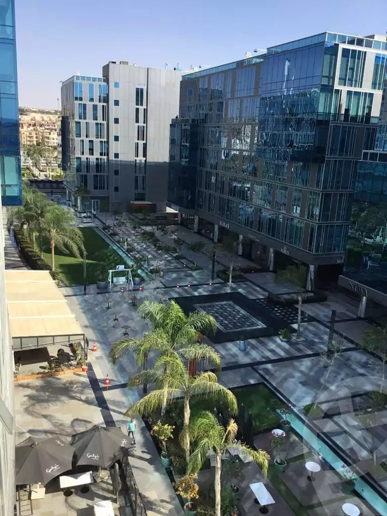 https://aqarmap.com.eg/en/listing/5789081-for-sale-cairo-el-sheikh-zayed-city-compounds-capital-business-park