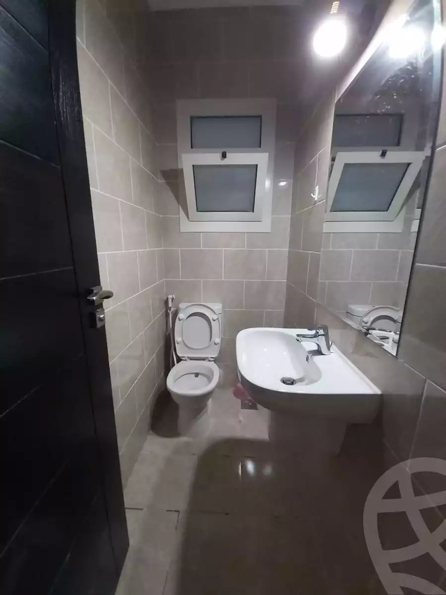 https://aqarmap.com.eg/en/listing/5791822-for-rent-cairo-el-sheikh-zayed-city-compounds-dh-drys
