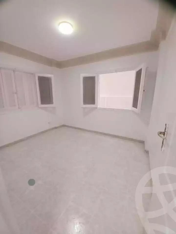 https://aqarmap.com.eg/ar/listing/5792932-for-sale-alexandria-l-jmy-shataa-el-nakheel